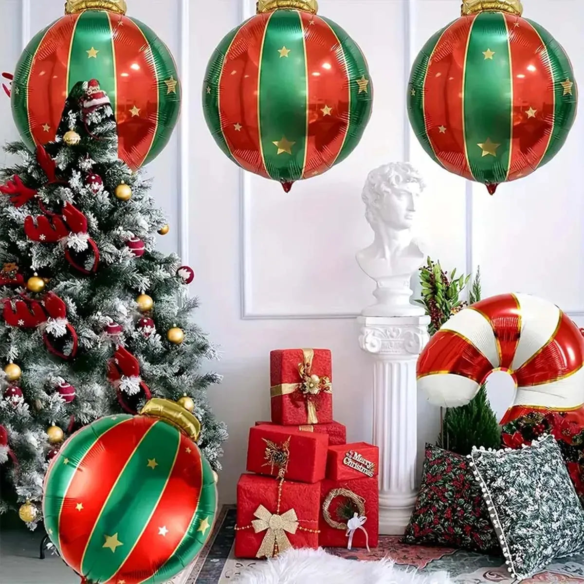 Christmas decoration balloons, Christmas hanging balloons, aluminum foil balloons, Christmas themed New Year decoration balloons